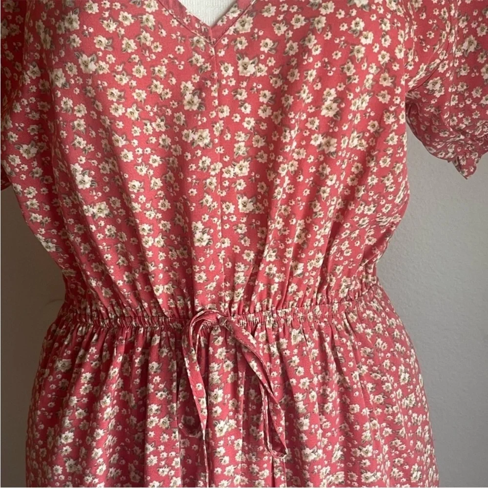 Staccato floral dress size small - Picture 2 of 5